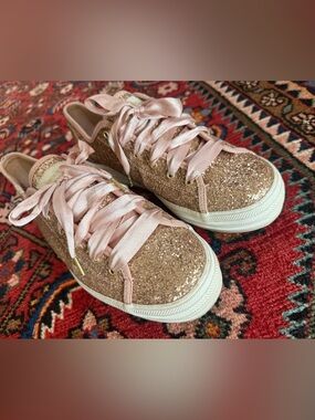 Kate Spade Keds Glitter Low-Top Sneakers in Rose Gold